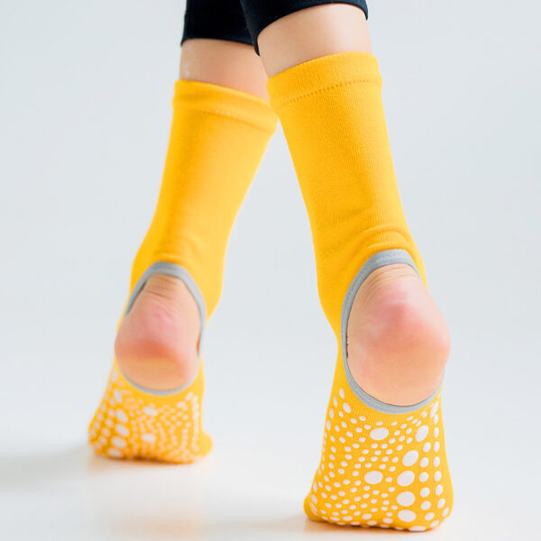 Female Non-slip Yoga Socks - Image 8